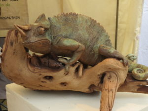 Hässliche Amphibie