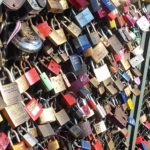 Rheinbrücke in Köln mit vielen "Liebesschlössern"