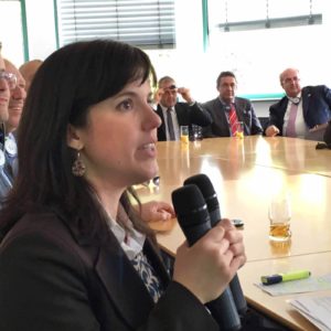 Caterina übersetzt simultan