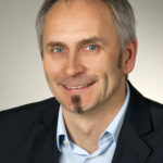 Dr. Thomas Schneidermeier