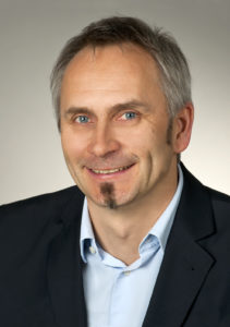 Dr. Thomas Schneidermeier 