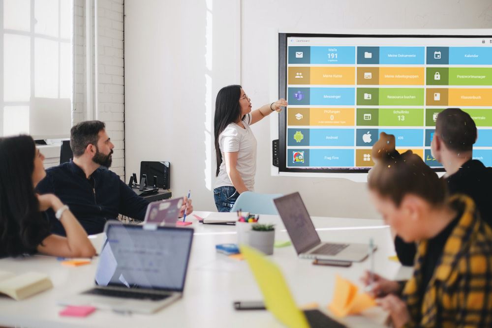 Stadt Leverkusen führt MNSpro Cloud an weiterführenden Schulen ein